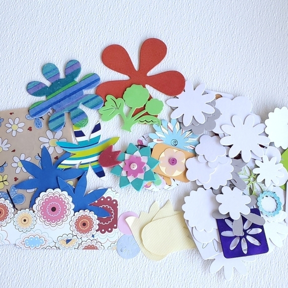 Assorted Lot of Scrapbooking Items Letters & Flower Accents - Picture 12 of 16